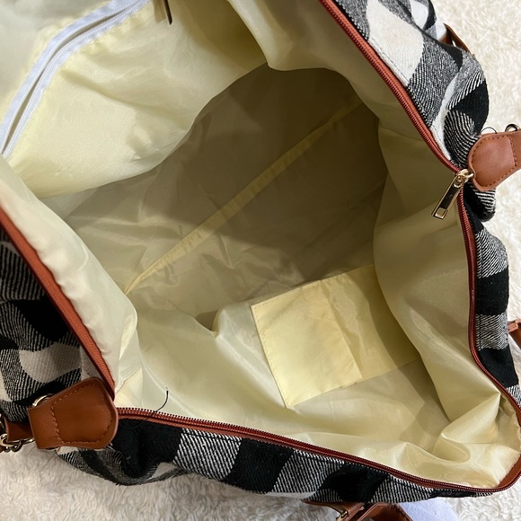 Buffalo plaid duffel bag - Picture 10 of 11